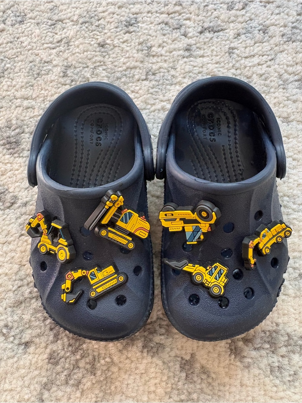 CROCS Kids Navy Blue Clogs with Yellow Construction Vehicle Charms